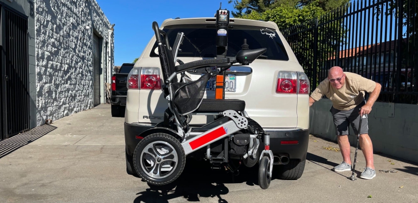Scooter and wheelchair vehicle lift for Malibu customers