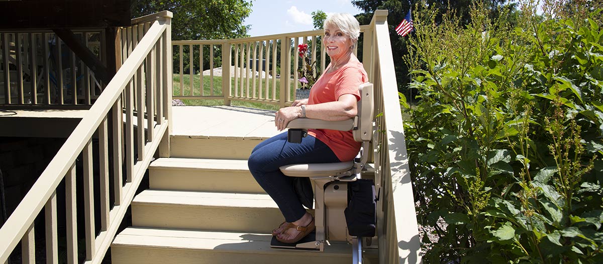 Orange County Outdoor Stair Chairlift exterior is the Bruno Elite SRE2010E